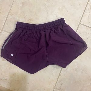 Lululemon tracker shorts size 6